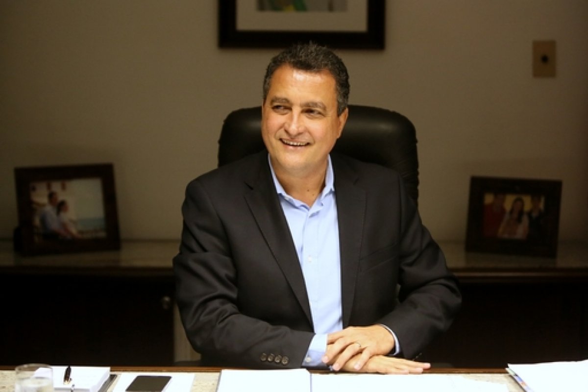 “Não podemos tolerar qualquer tipo de apologia ao nazismo", diz Rui sobre fala de Alvim