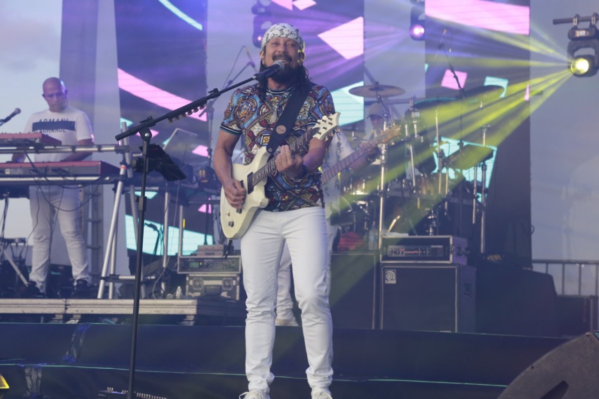 Bell Marques lidera 4ª edição do projeto Bonfim de Tarde