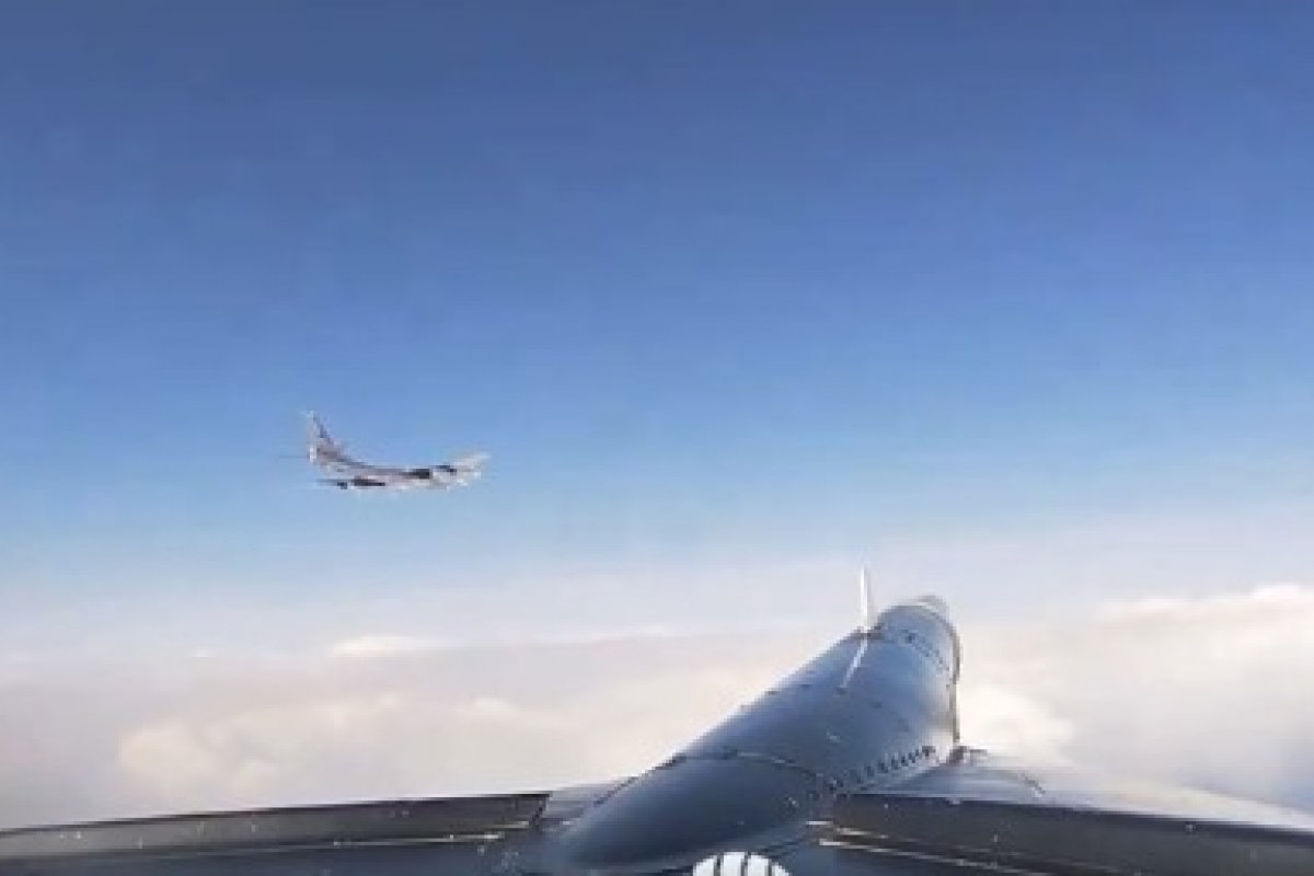 Caças dos EUA interceptam bombardeiros russos perto do Alasca