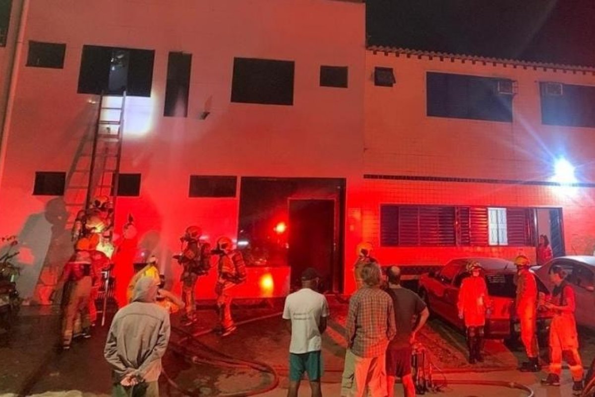 Incêndio em pousada deixa três mortos em Brasília
