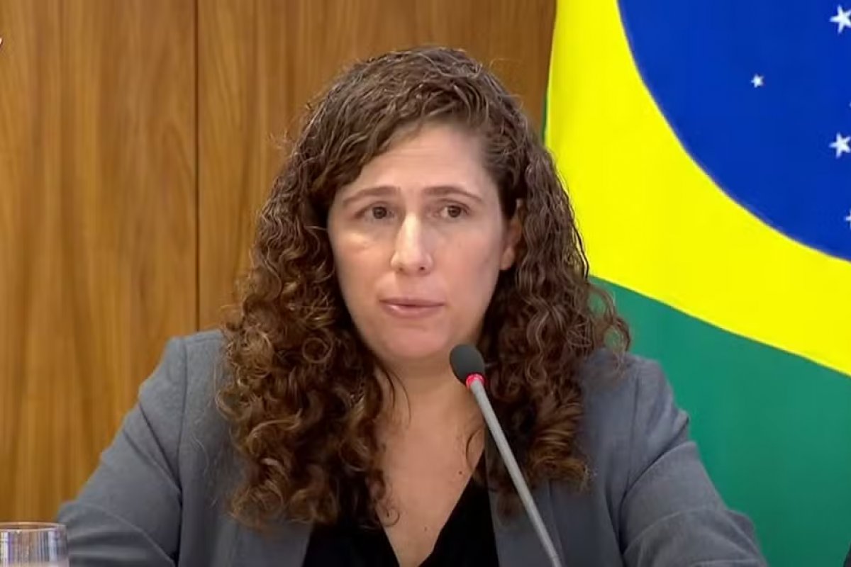 CNU: Ministra afirma que nova data deve ser anunciada nas próximas semanas