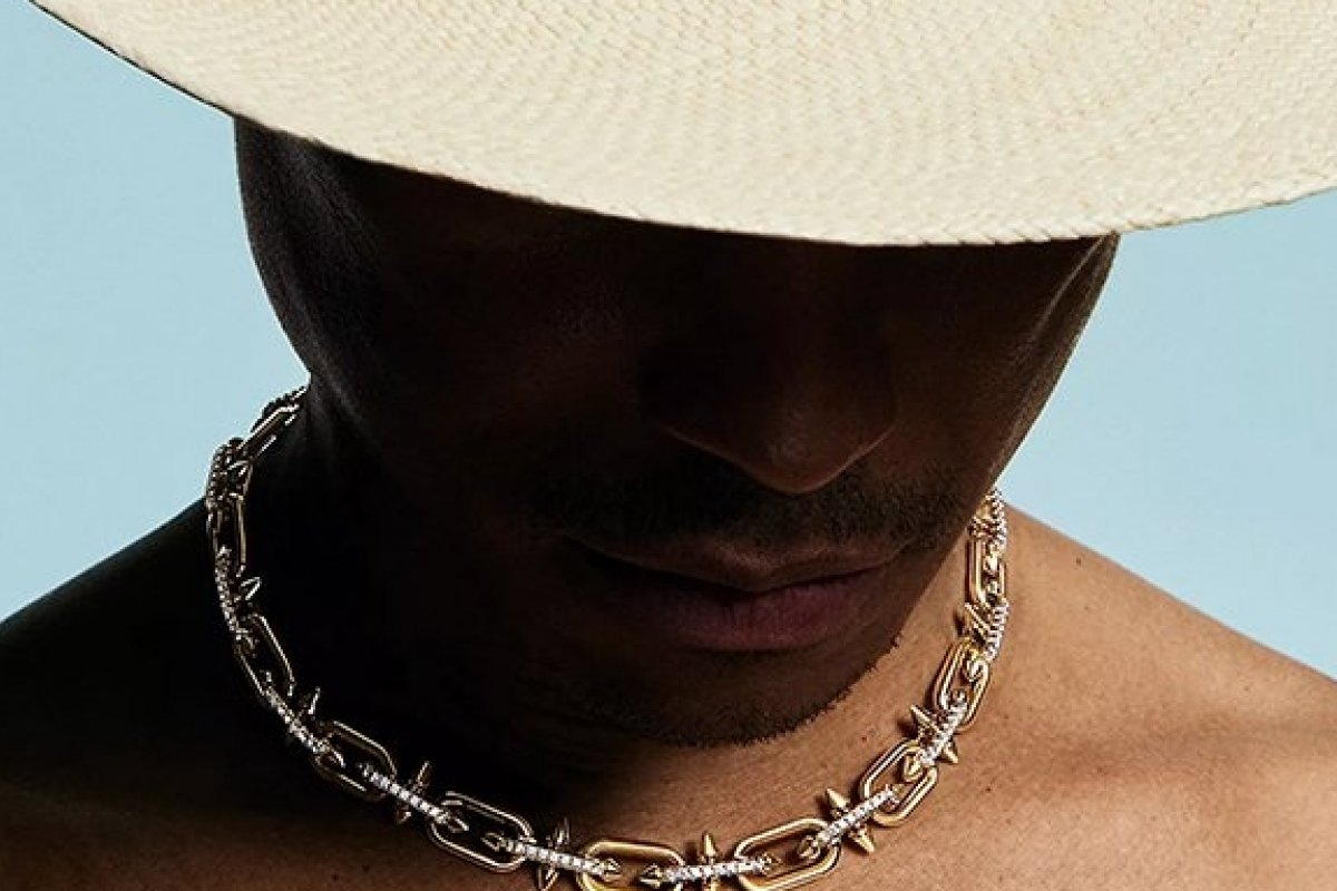 Inspirada no tridente de Poseidon, Pharrell Williams assina coleção da Tiffany & Co!
