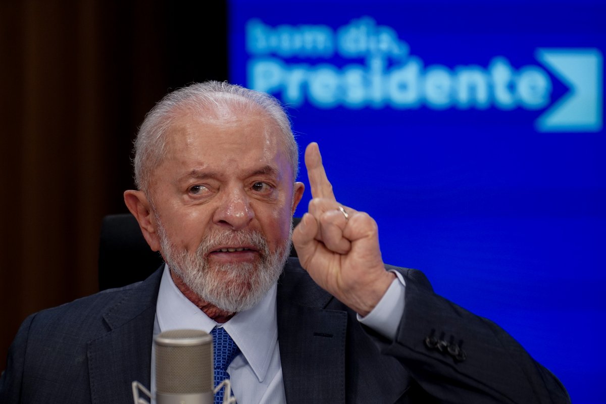 Lula diz que governo pode importar feijão e arroz para segurar inflação, após tragédia no RS