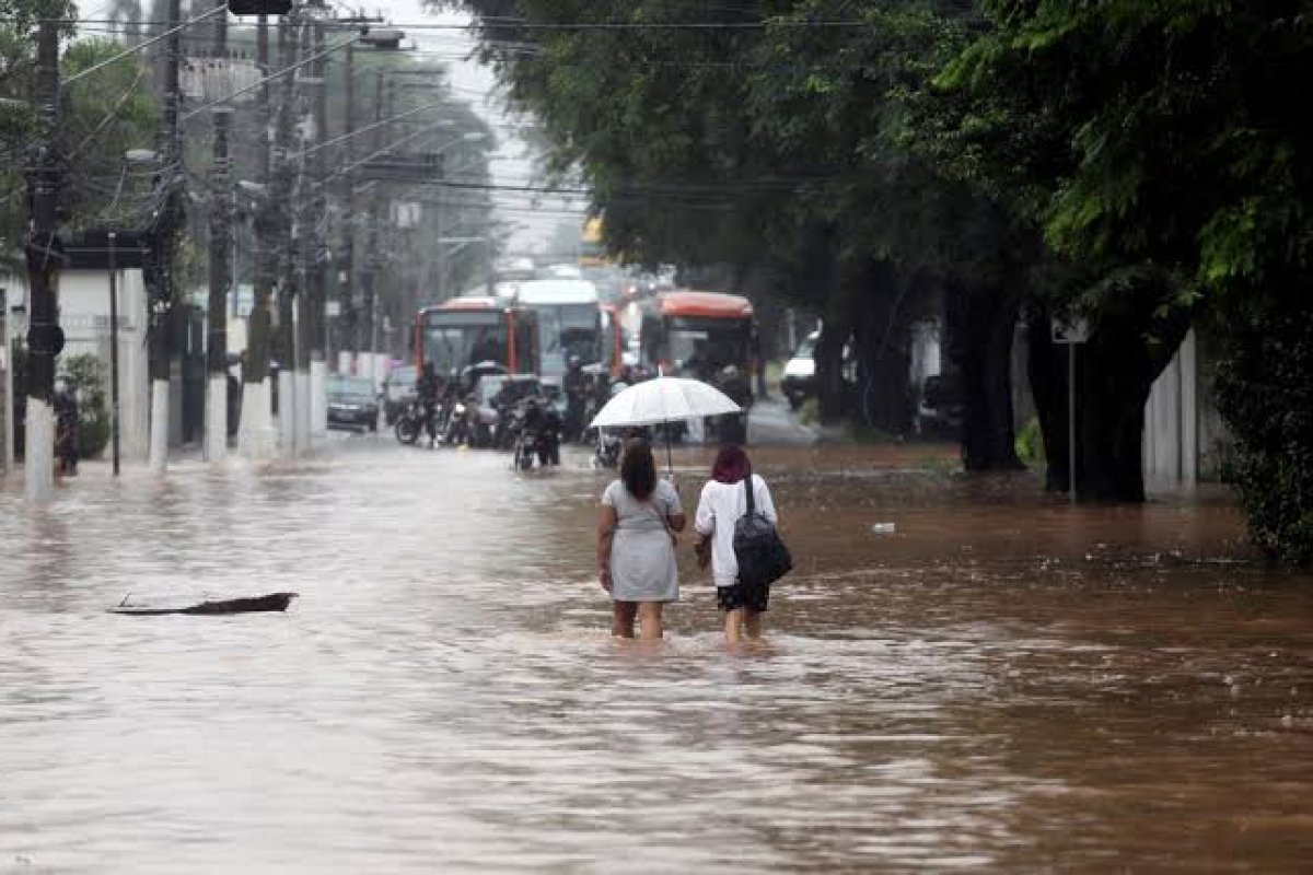 Mortos em chuvas no RS sobem para 95; afetados passam de 1,4 mi