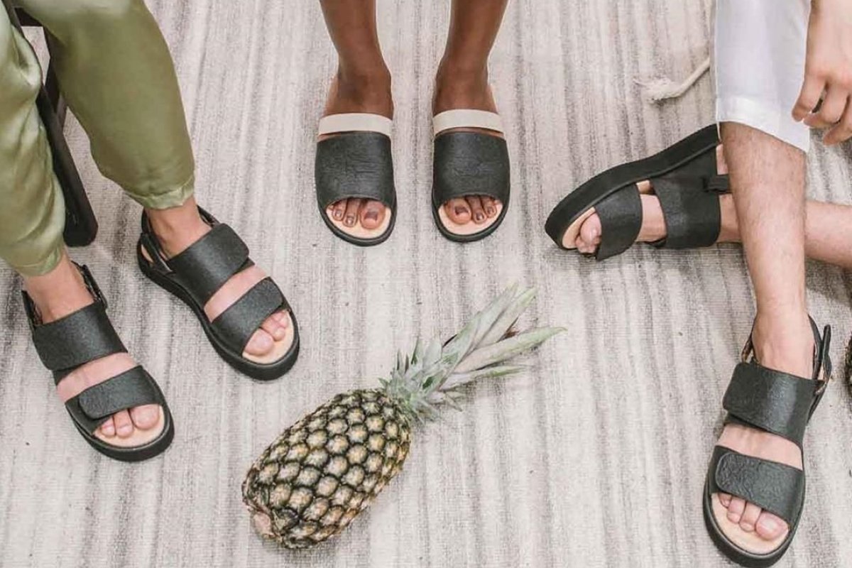 Sandália de "couro" de abacaxi chega ao Brasil!