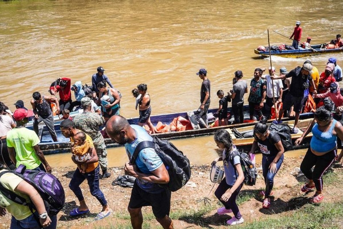 Enchentes foram a principal causa do deslocamento de brasileiros em 2022