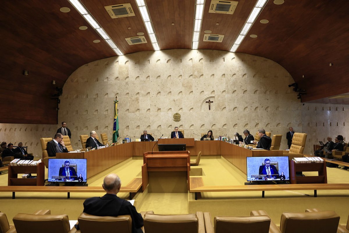 STF retoma julgamento sobre derrubada de restrição a políticos em estatais