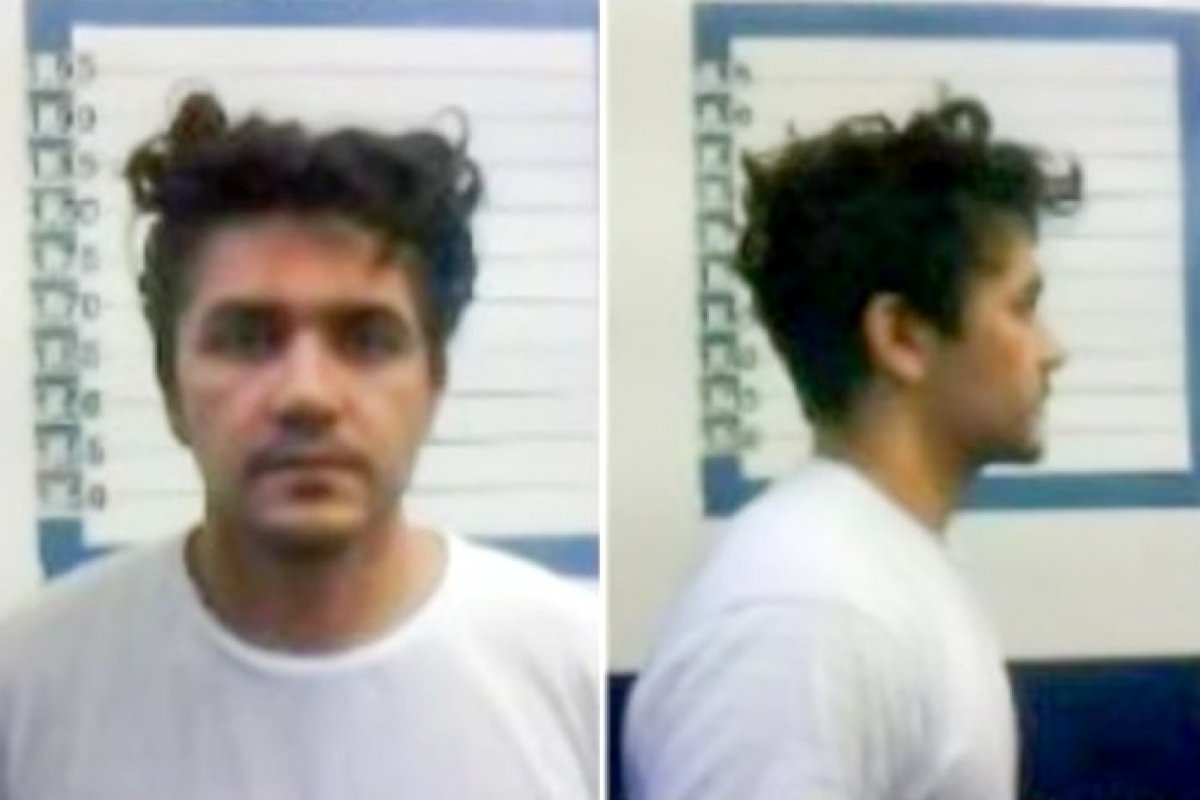 Com cabelos desgrenhados, empresário que dirigia Porsche é fichado e fotografado na cadeia!