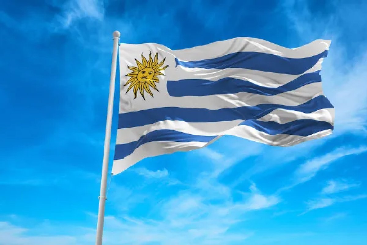 Inundações deixam mais de 2 mil deslocados no Uruguai