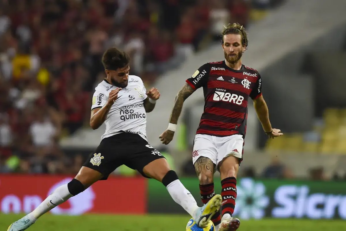 Brasileirão: Flamengo e Corinthians protagonizam clássico no Maracanã neste sábado (11)