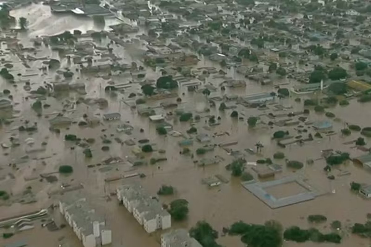 Sobe para 136 o número de mortos em tragédia no RS