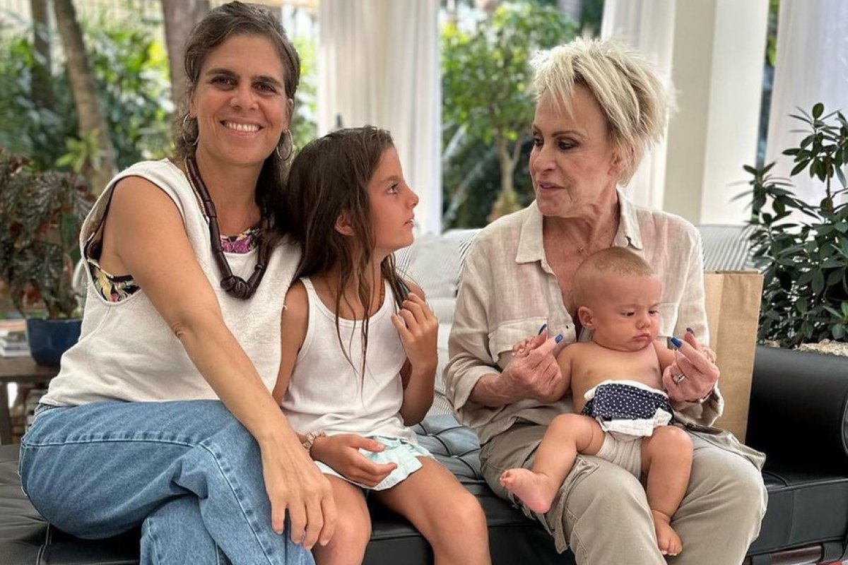 Ana Maria Braga passa o Dia das Mães em sua fazenda com filhos e netos!