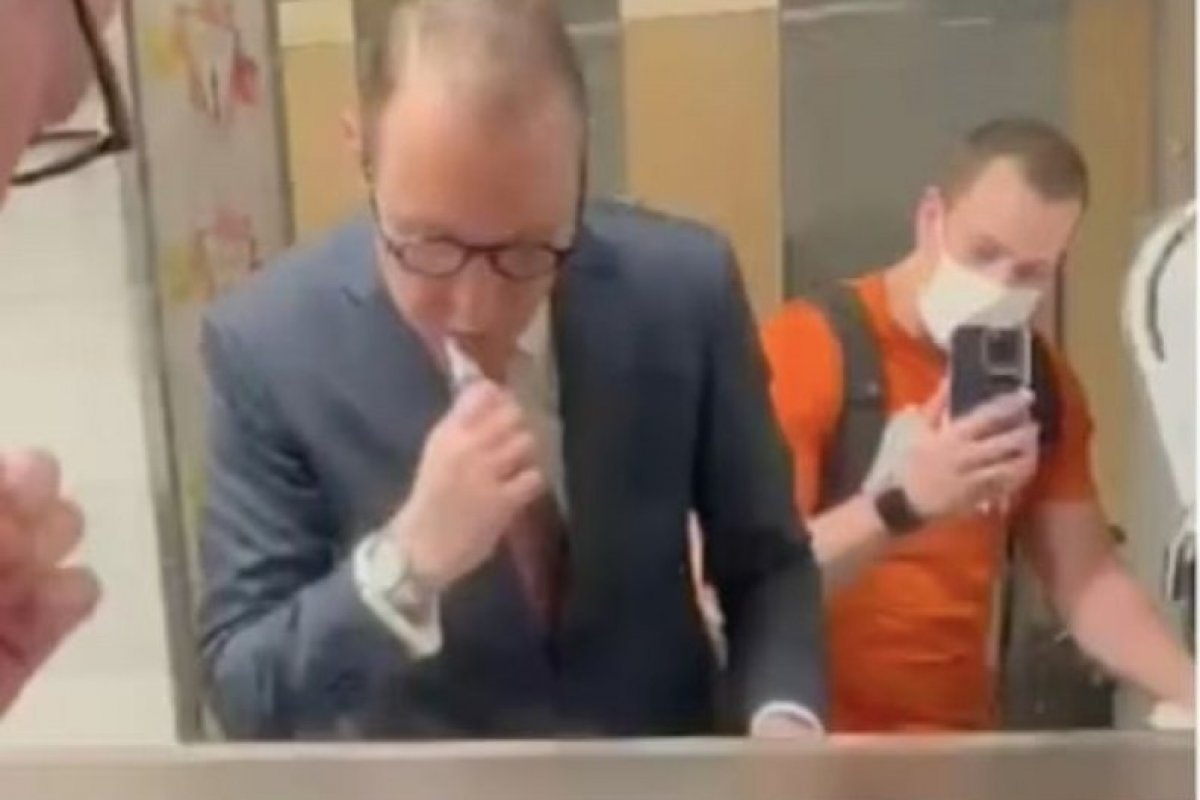 Empresário que ameaçou Cristiano Zanin em aeroporto grava vídeo pedindo desculpas