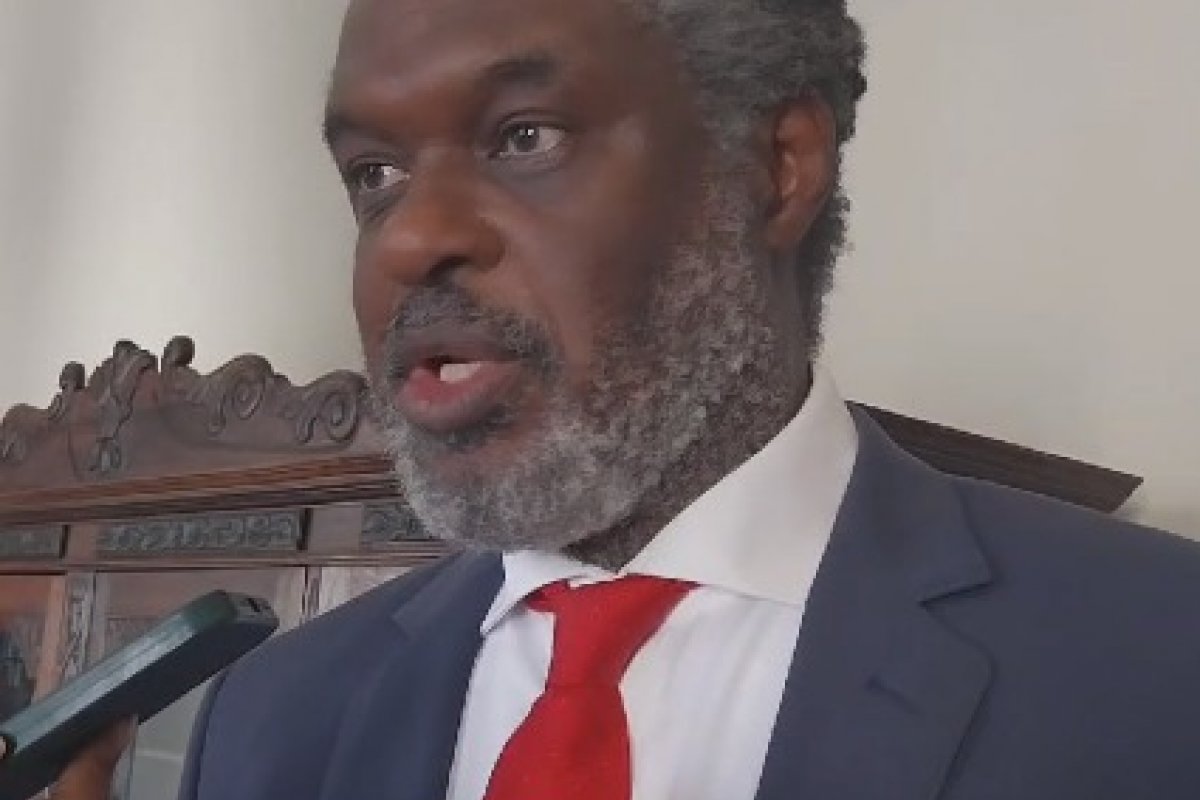 Já cotado para ocupar a vaga de vice, Sílvio Humberto diz que desejo é disputar a prefeitura