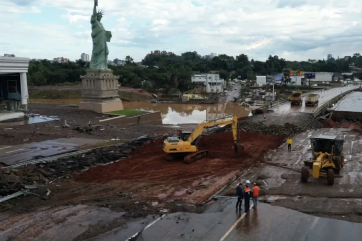 Ministério dos Transportes aponta que rodovias e ferrovias vão precisar de mais de 100 medidas para enfrentar mudanças climáticas