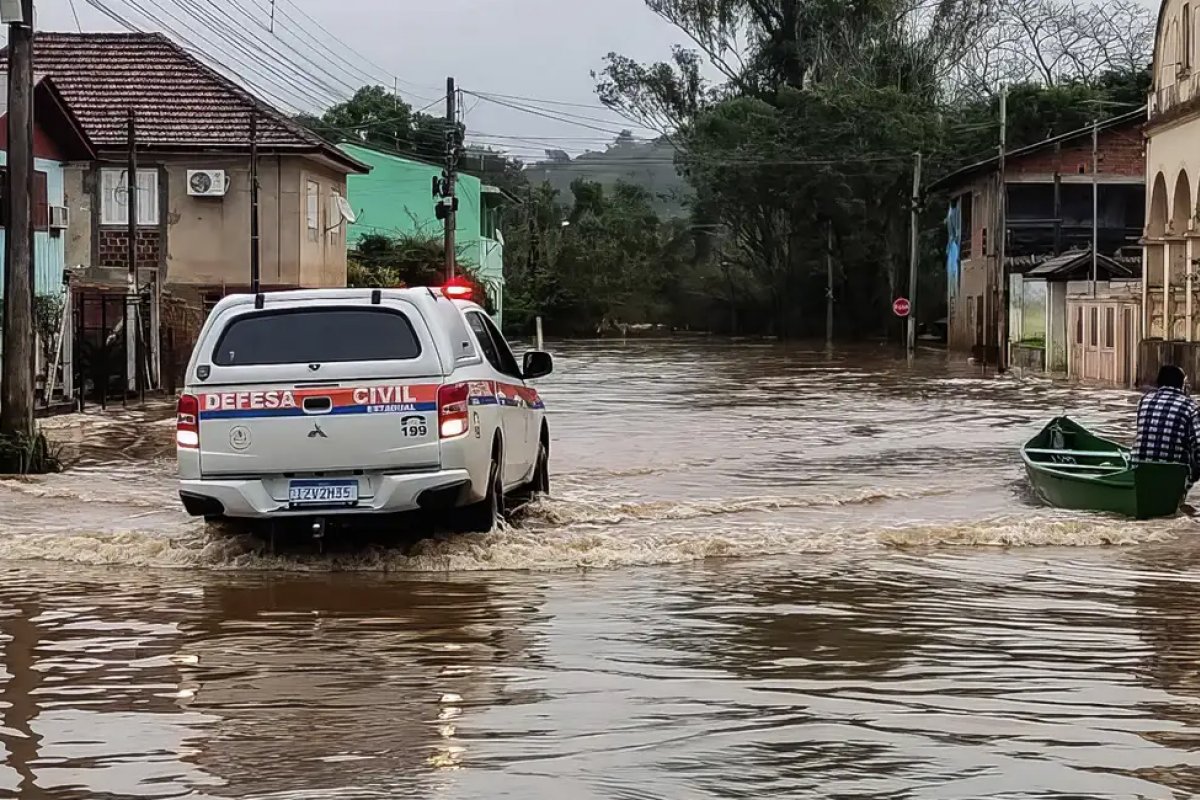 PGR é acionada por deputados após divulgação de fake news sobre RS na Câmara