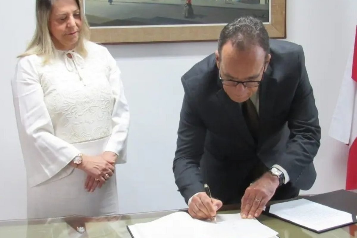 Cynthia Resende transmite presidência do TJ-BA para 1º vice-presidente