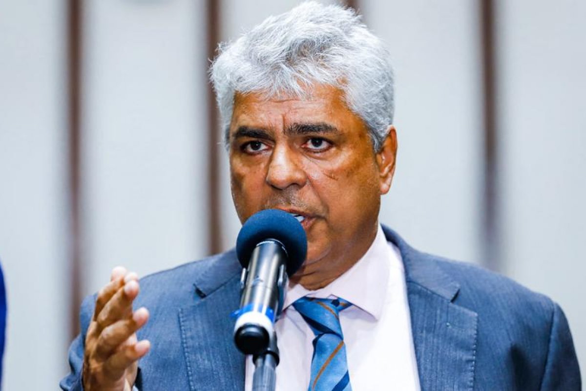 Vídeo: Robinho diz que buscará obstruir votação de empréstimo de Jerônimo na ALBA