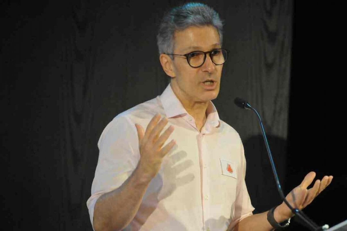 TSE multa Romeu Zema por propaganda irregular na eleição de 2022