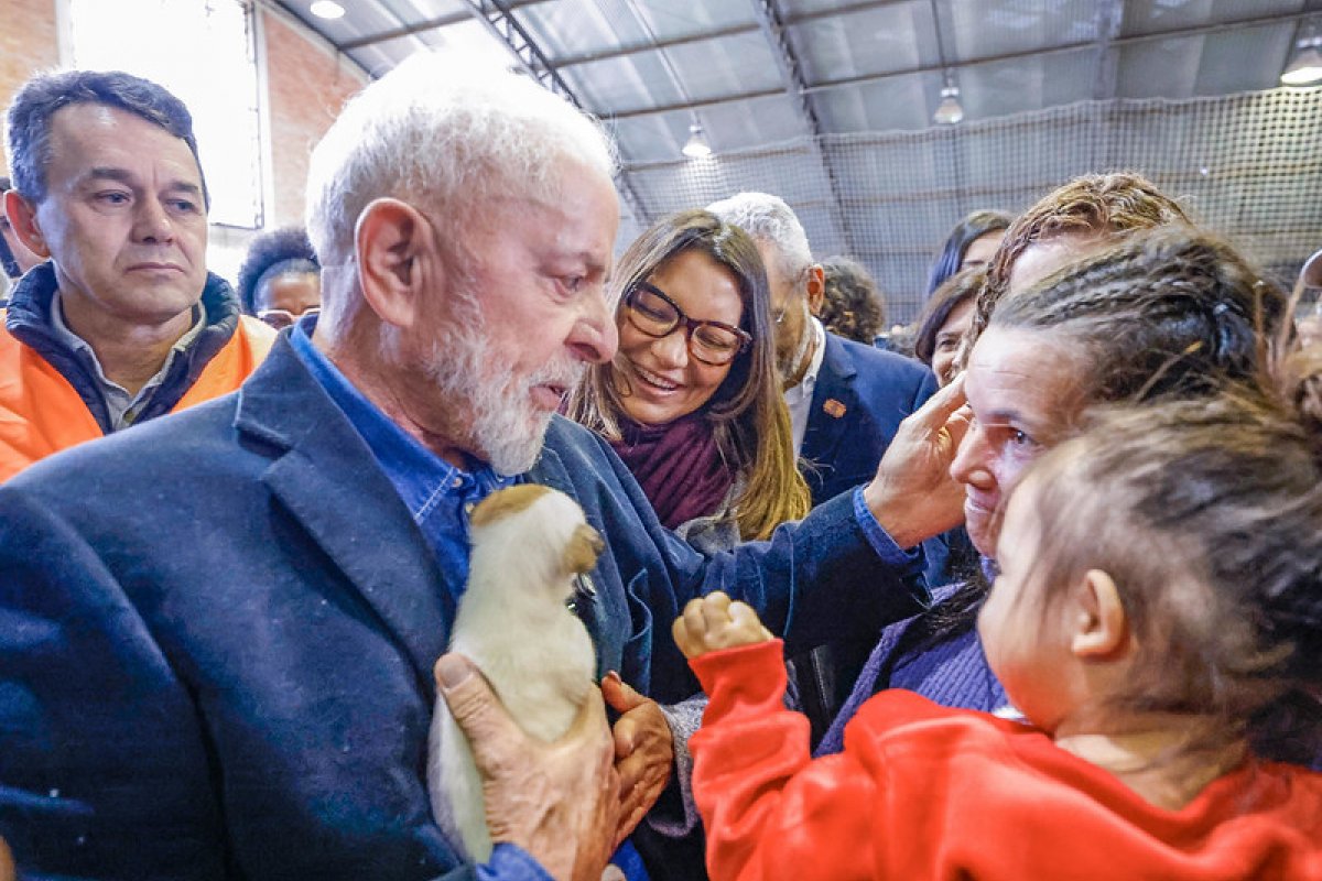 Auxílio de R$ 5,1 mil e secretaria extraordinária: confira medidas direcionadas pelo governo Lula ao RS