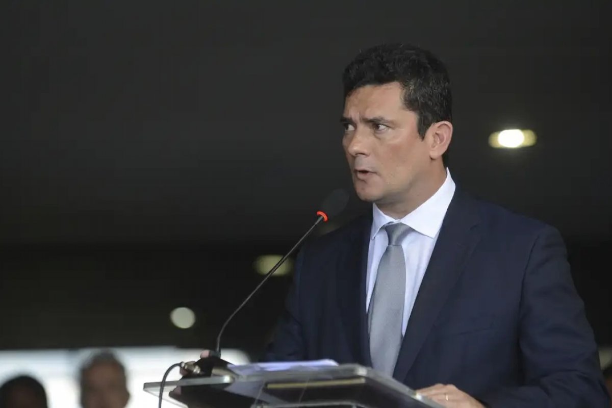 TSE inicia julgamento que pode levar à cassação de Sergio Moro nesta quinta (16)