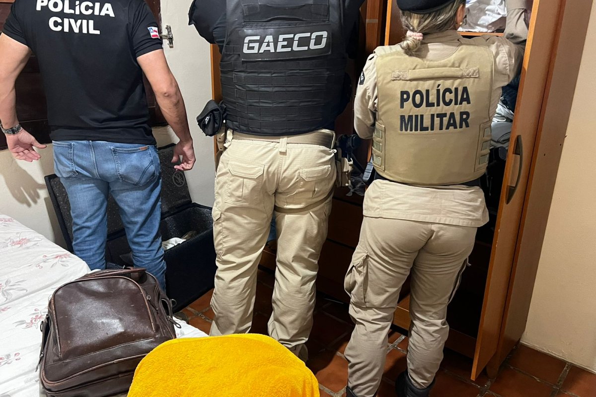 Operação 'Sub Lege': três policiais investigados por execução são presos na Bahia
