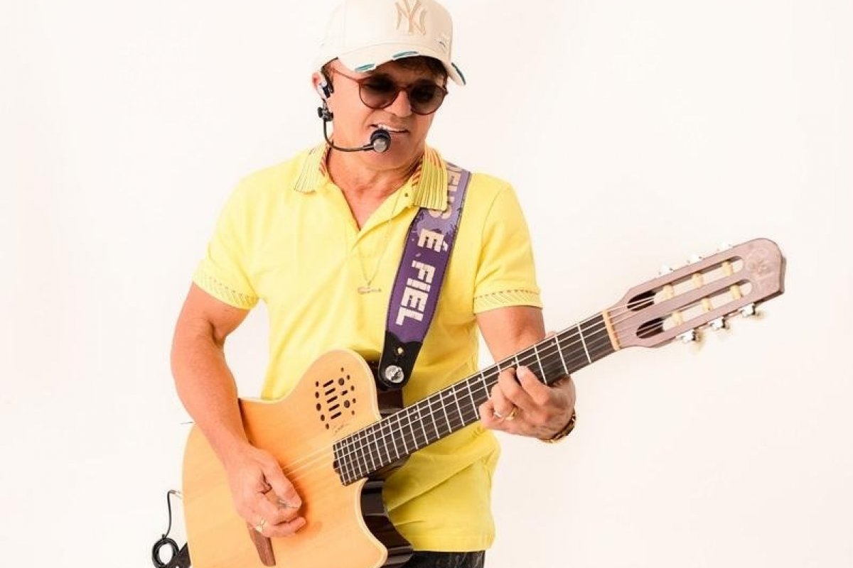 Cantor Canindé fará show especial em Salvador