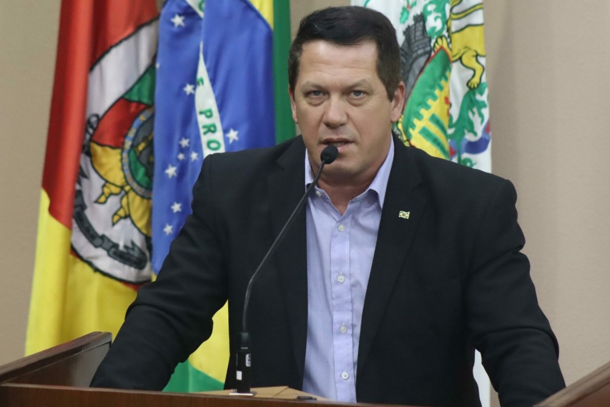 Vídeo: vereador do RS propõe lei para derrubar árvores e evitar deslizamentos