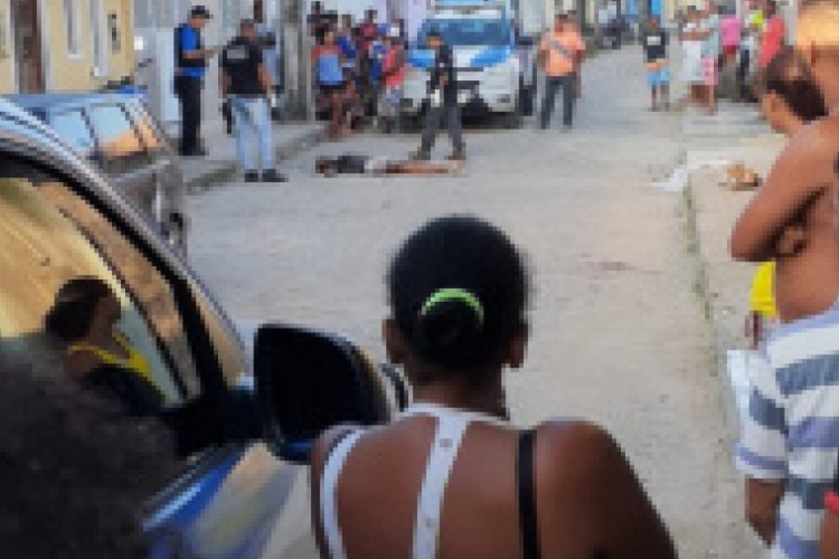 Homem é esfaqueado enquanto tentava separar briga de casal