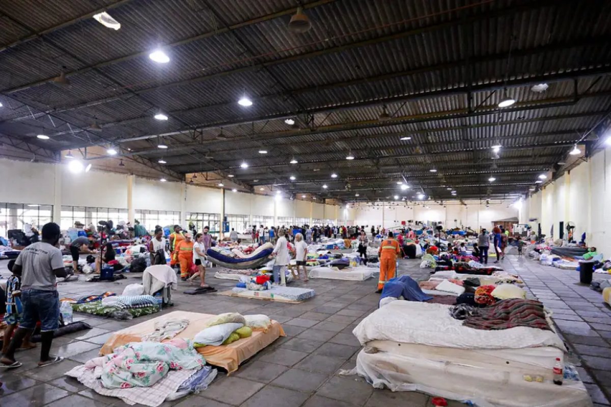 Leptospirose, hepatite e doenças respiratórias devem se alastrar no RS com pessoas em abrigos