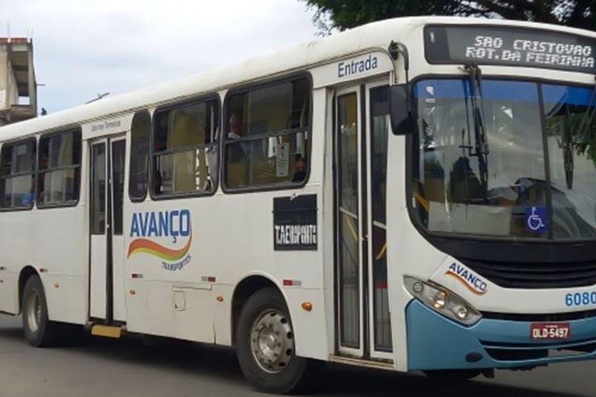 Reunião termina sem acordo e rodoviários da Avanço continuam em greve