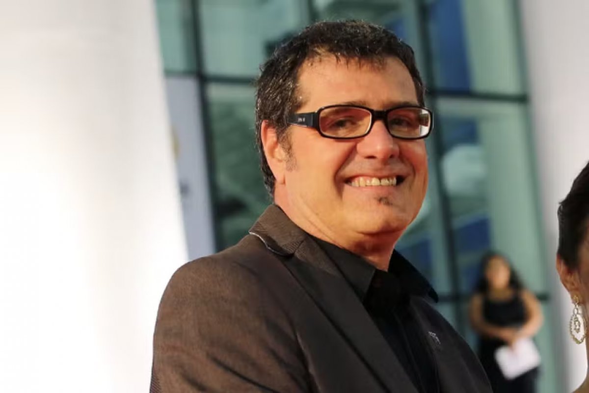 Cineasta Toni Venturi morre após passar mal enquanto nadava no litoral de SP