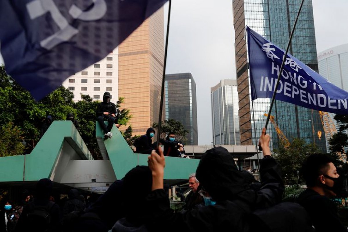 Hong Kong tem novos protestos e manifestantes pedem reforma política