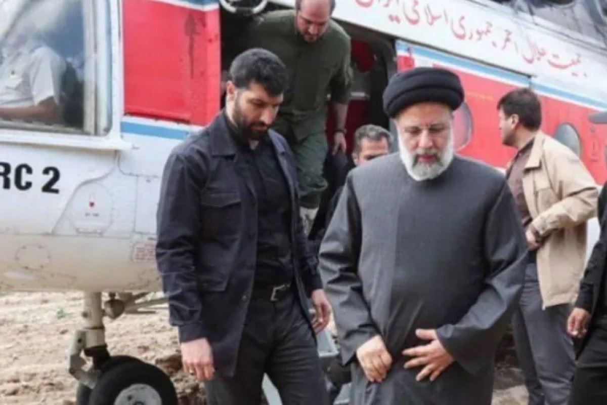 Agência estatal do Irã pede orações após incidente com helicóptero que levava o presidente