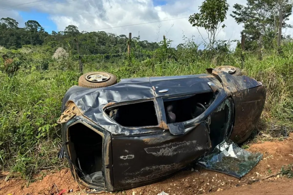 Produtor rural morre após capotar em estrada vicinal no Sudoeste baiano