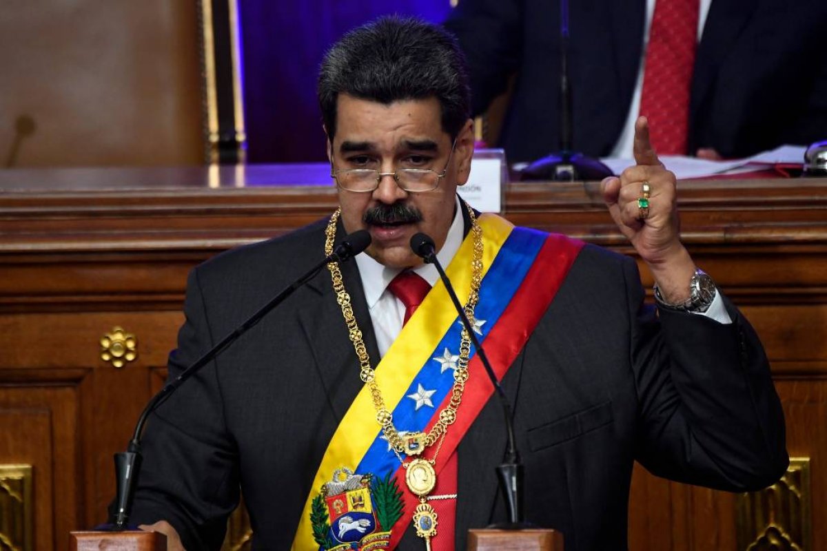 Maduro afirma que é hora de fazer negociações diretas com os Estados Unidos