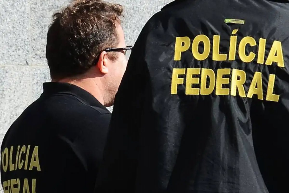 PF faz operação contra quadrilha especializada em desvio de armas em estados do NE