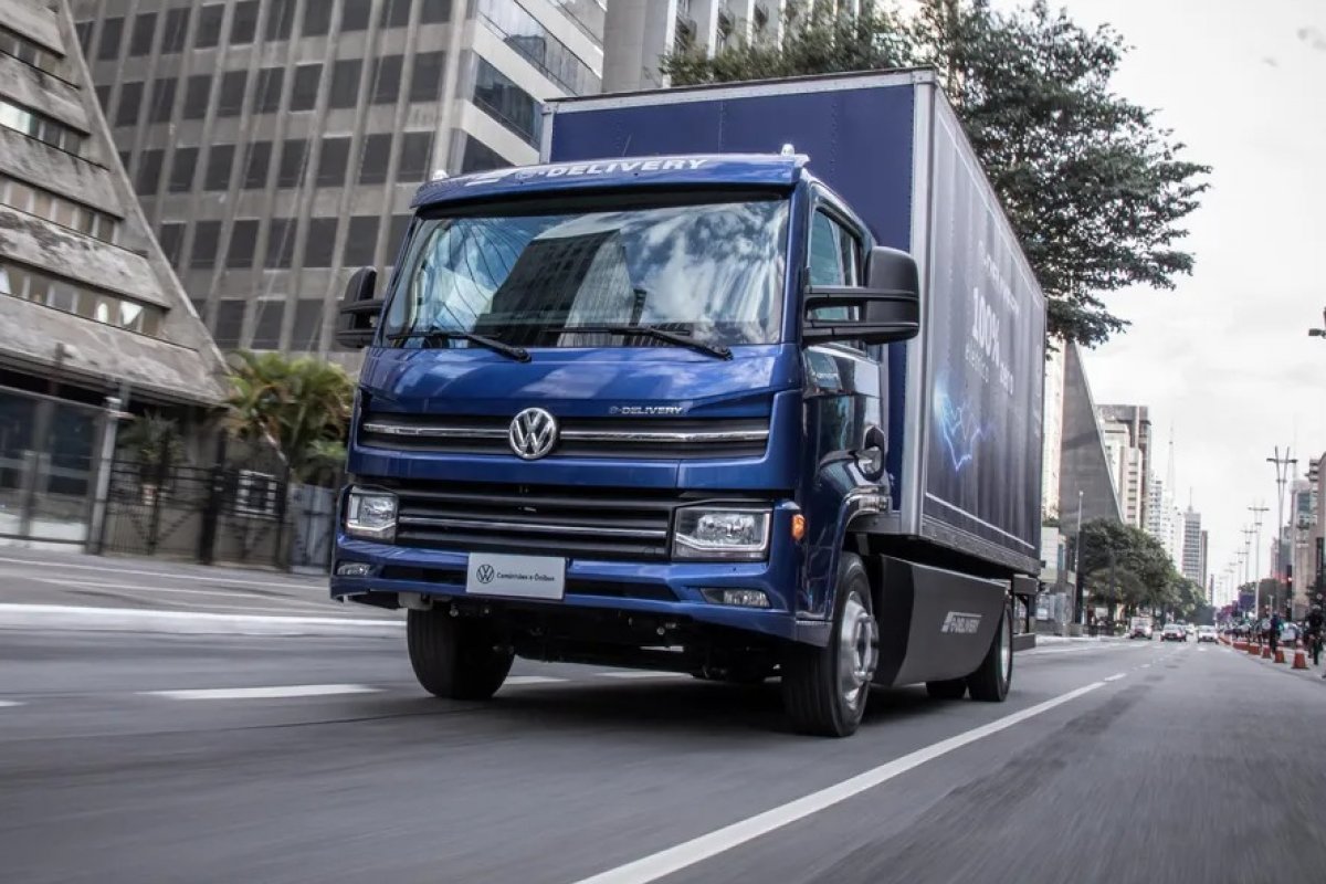 Cerca de um milhão de motoristas serão multados em R$1.500 por não realizarem exame toxicológico