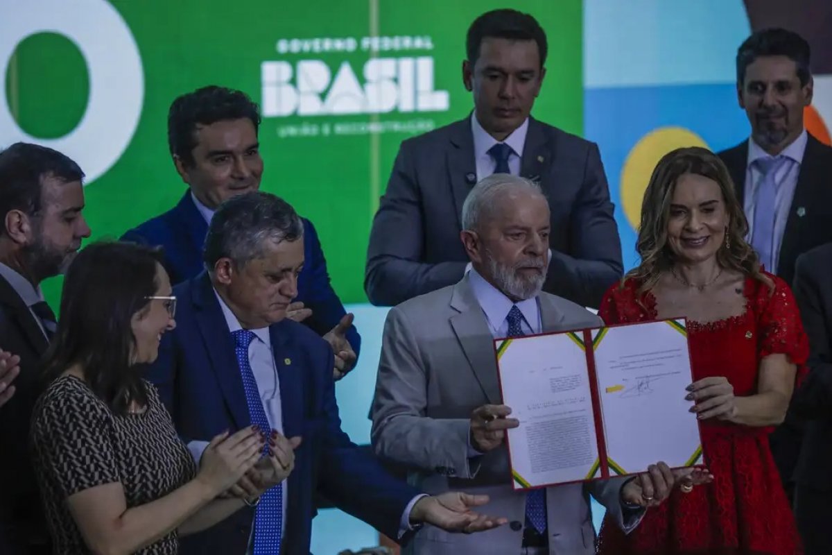 Perse: Lula sanciona lei que desonera atividades do setor de eventos