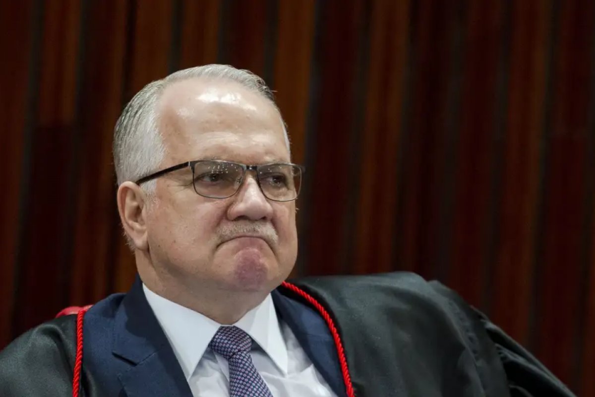 Fachin dá 10 dias para RS explicar mudança em leis ambientais