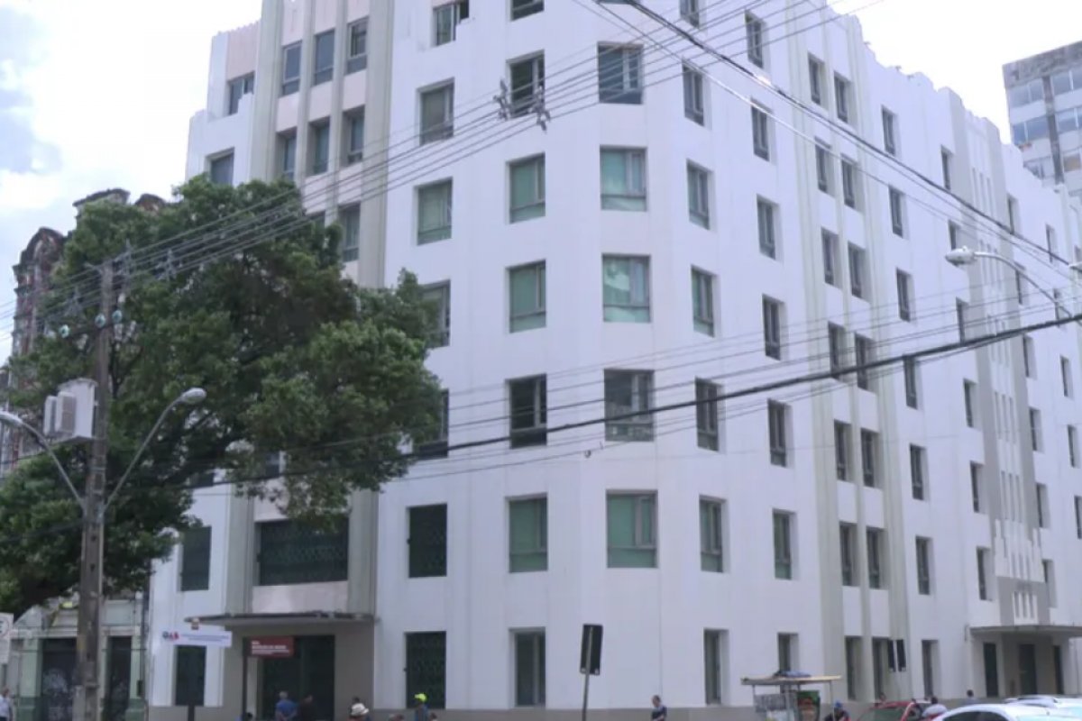 OAB de PE encerra processo que punia advogado por excesso de entrevistas