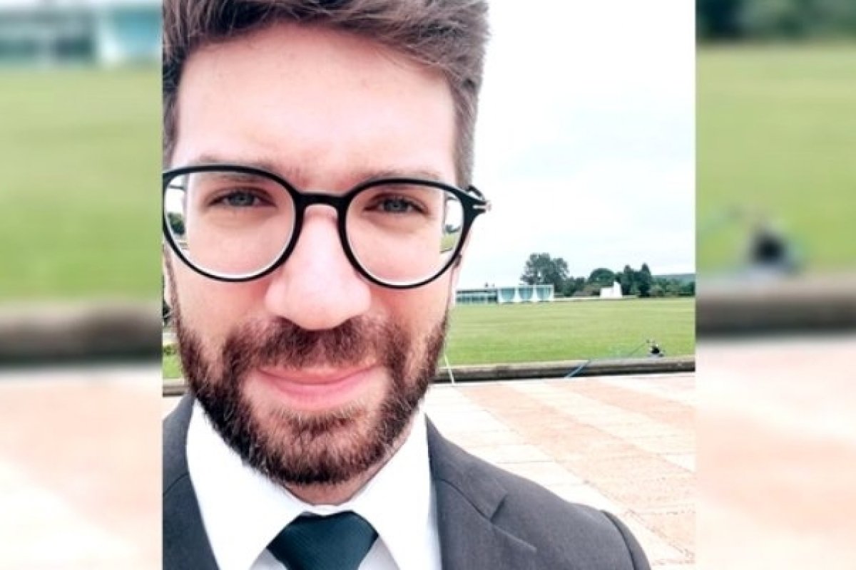 Repórter da TV Globo é atropelado no Palácio do Planalto!