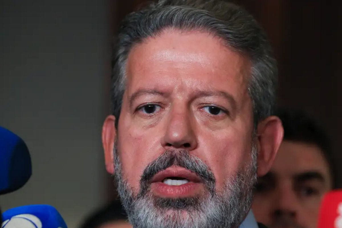 Lira recorre do arquivamento de seu processo contra Felipe Neto