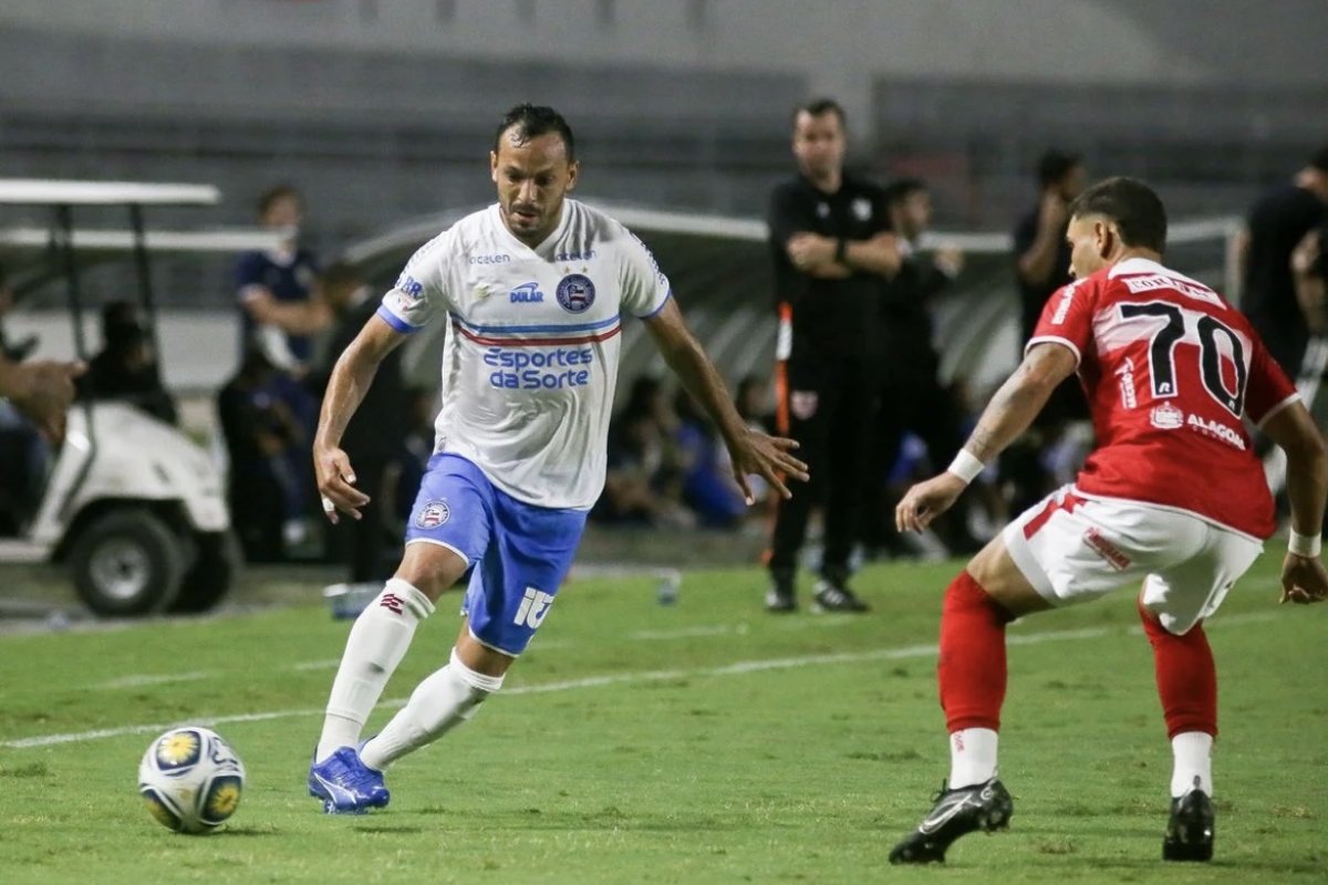 Bahia encara o CRB pela semifinal da Copa do Nordeste hoje (26)