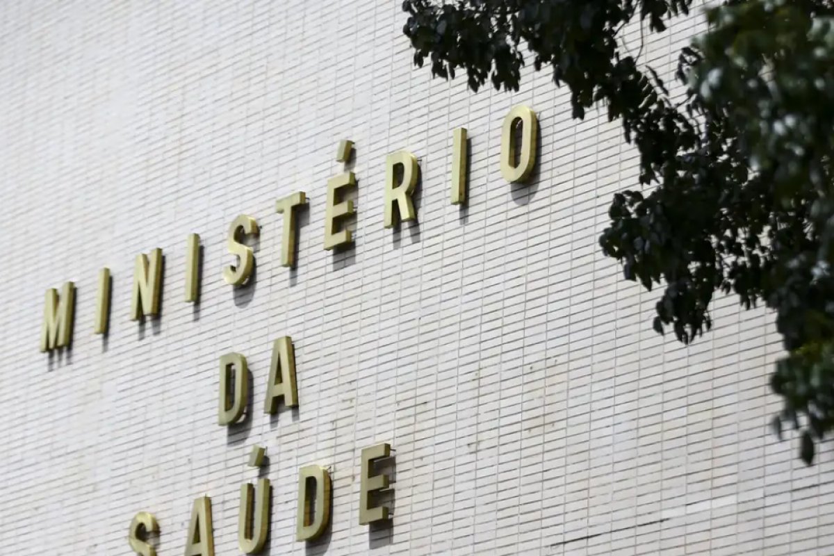 Ministério da Saúde já planeja antecipar ações para temporada de dengue 2025