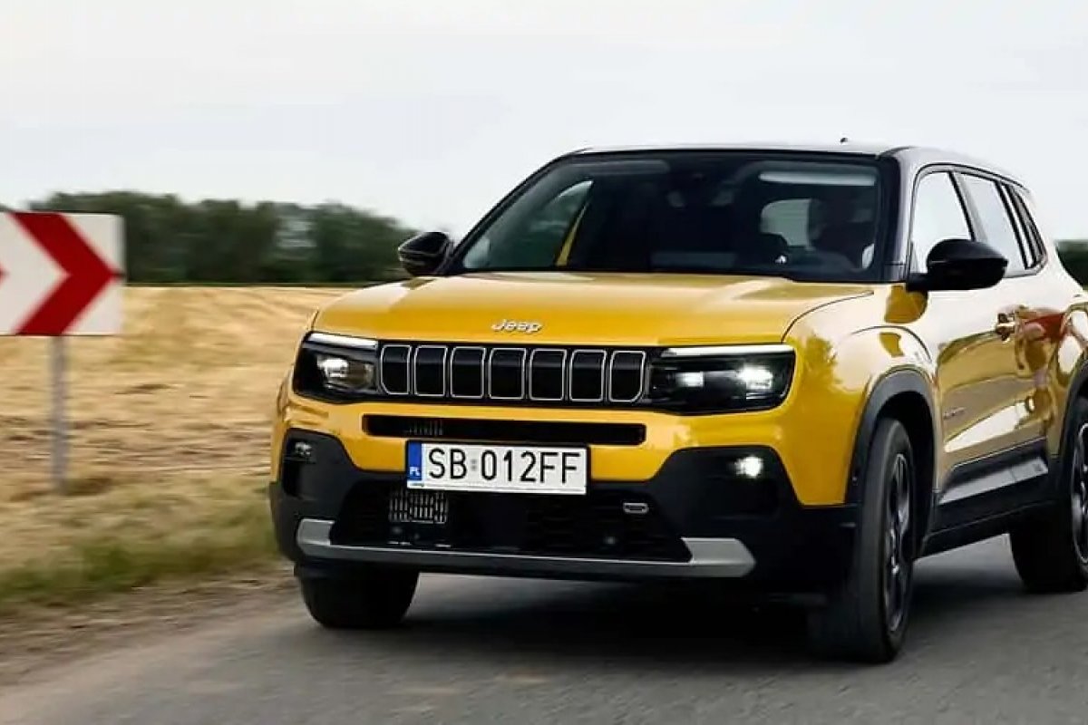 Jeep Avenger híbrido indica como serão os próximos carros da Stellantis no Brasil