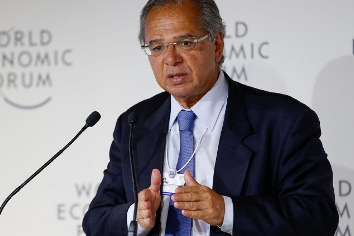 FMI revisa estimativas e melhora projeções de crescimento para o Brasil