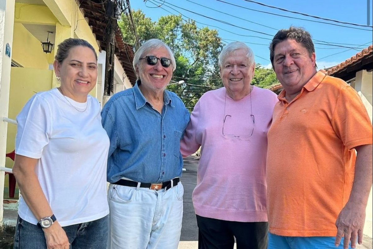 Aos 88 anos, Boni visita o Retiro dos Artistas, no Rio, e faz doação para o abrigo, que passa por dificuldade!