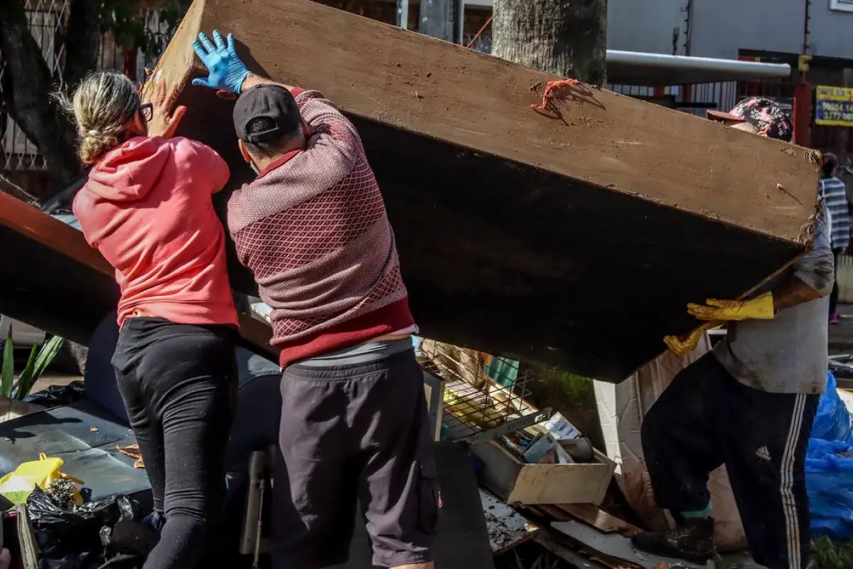 Mais de 47 mil famílias do RS podem confirmar dados para receber auxílio