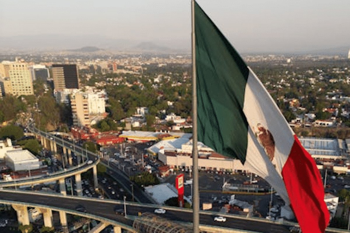 México vai às urnas dividido entre herdeiros de AMLO e o voto de protesto ao populista